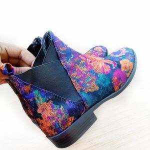 SOLD|| Multi color Booties